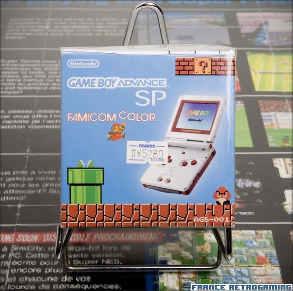GBA SP Famicom Color
