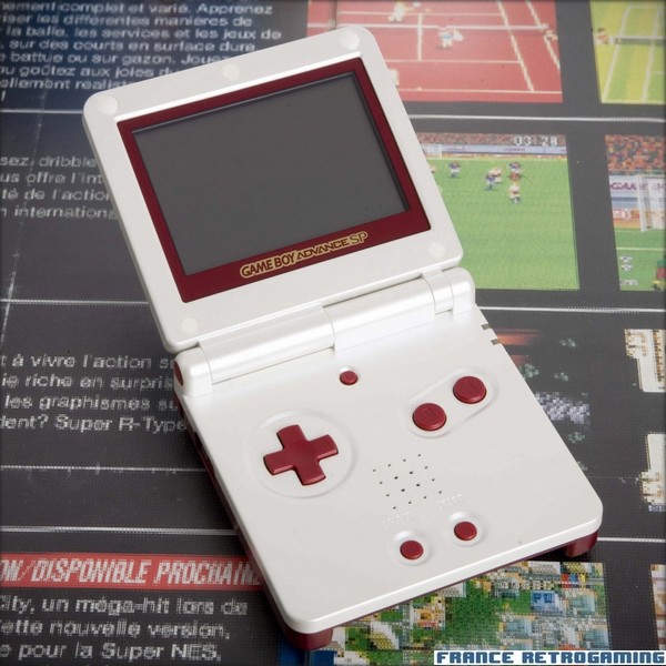 GBA SP Famicom Color