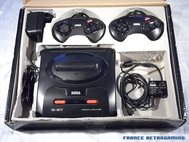 Sega Megadrive 2 PAL version câble antenne