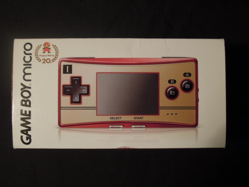 Game Boy Micro Famicom Edition Mario 20th Anniversary